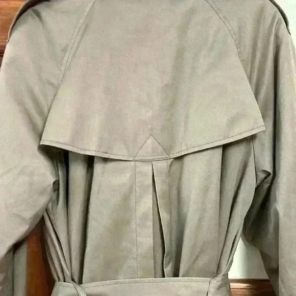 Worthington Khaki Trench/All Weather Coat Fully Lined..Removeable Liner Size 10 - Picture 6 of 16